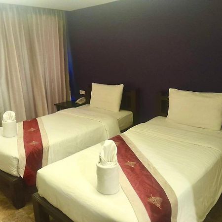 All Together Suite Hotel Bangkok Ngoại thất bức ảnh