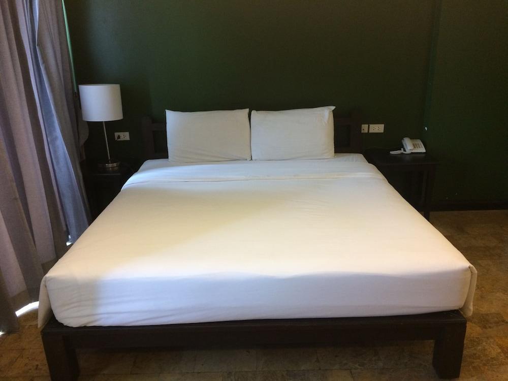 All Together Suite Hotel Bangkok Ngoại thất bức ảnh