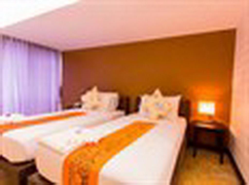 All Together Suite Hotel Bangkok Ngoại thất bức ảnh