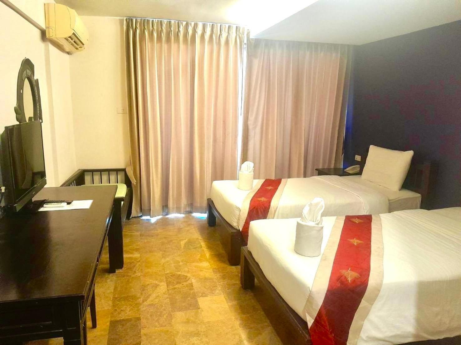 All Together Suite Hotel Bangkok Ngoại thất bức ảnh